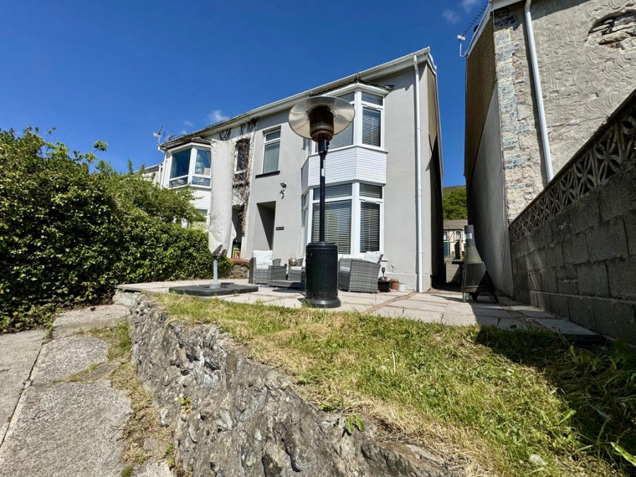 Images for Brynhyfryd Villas, Cardiff Road, Troedyrhiw, Merthyr Tydfil, CF48 4LG