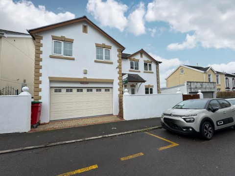 View Full Details for Sandbrook Villas, Courtland Terrace, Merthyr Tydfil, CF47 0DQ