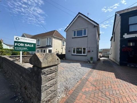 View Full Details for Lyndale, Main Road, Church Village, Pontypridd, South Glamorgan