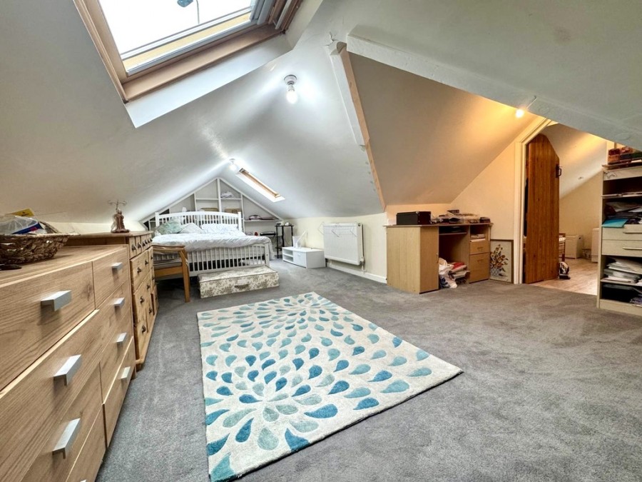 Images for Brongelli, Swansea Road, Merthyr Tydfil, CF48 1HT