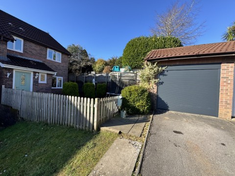 View Full Details for Ty Twyn, Church Village, Pontypridd