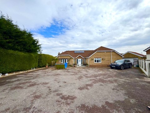 View Full Details for Beulahland, Heolgerrig, Merthyr Tydfil, CF48 1RP