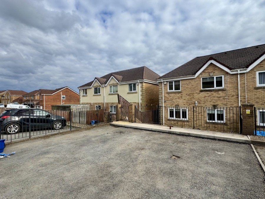Images for Springfield Rise, Treharris, CF46 5RD