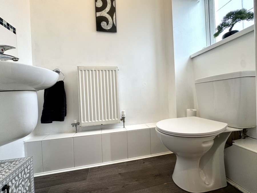 Images for Springfield Rise, Treharris, CF46 5RD