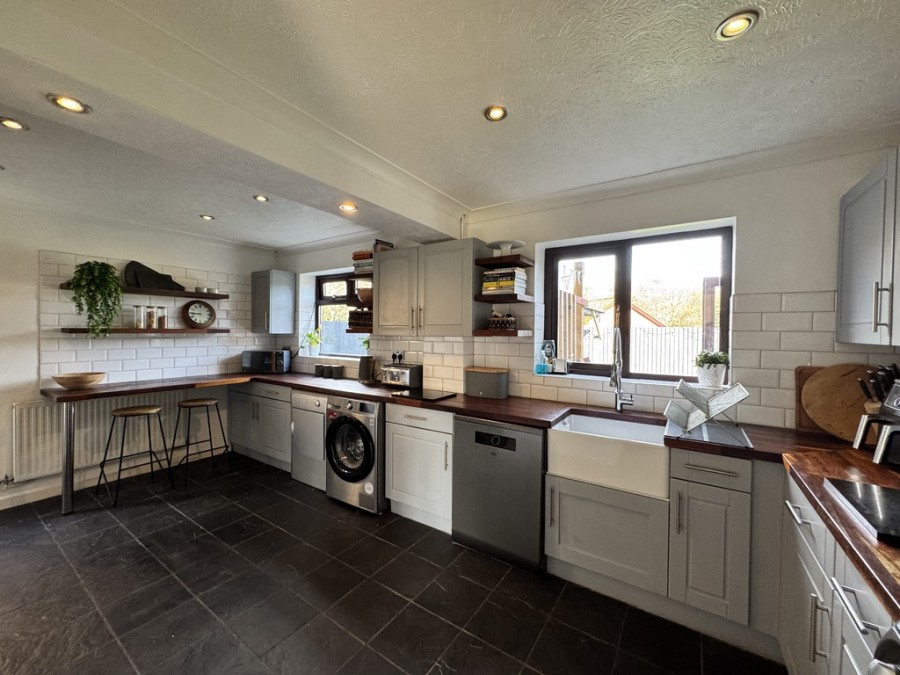 Images for Llys Llewelyn, Llantwit Fardre, Pontypridd