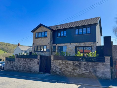View Full Details for Mira Mar, Rock Terrace, Ynysybwl, Pontypridd, CF37 3NU