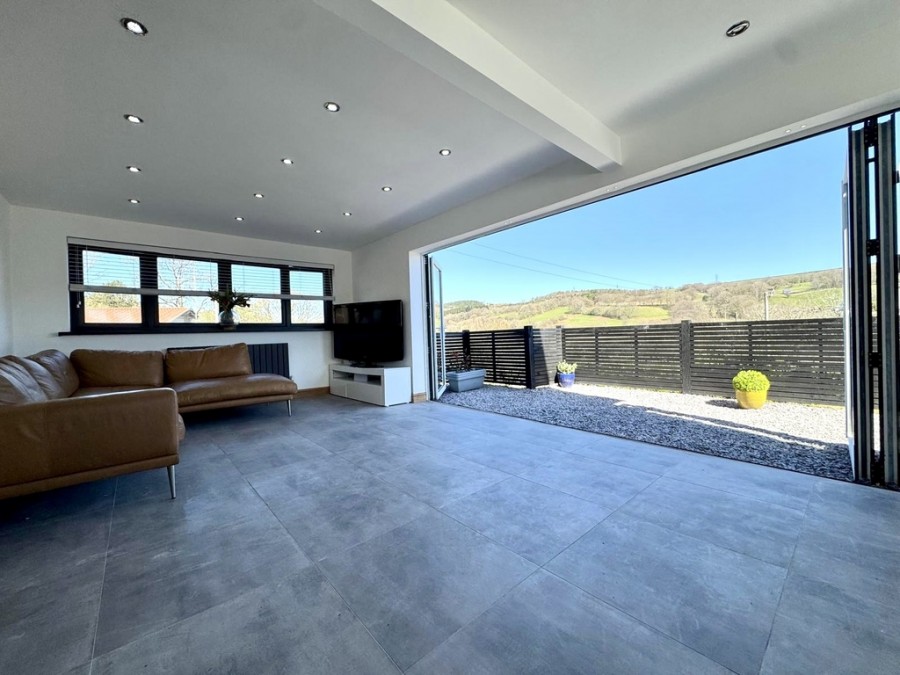 Images for Mira Mar, Rock Terrace, Ynysybwl, Pontypridd, CF37 3NU
