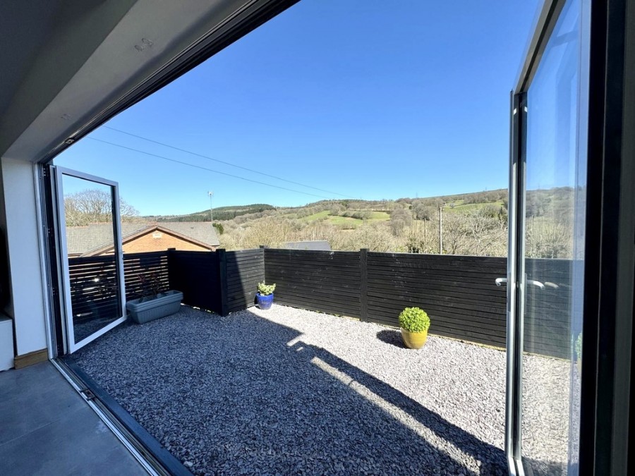 Images for Mira Mar, Rock Terrace, Ynysybwl, Pontypridd, CF37 3NU
