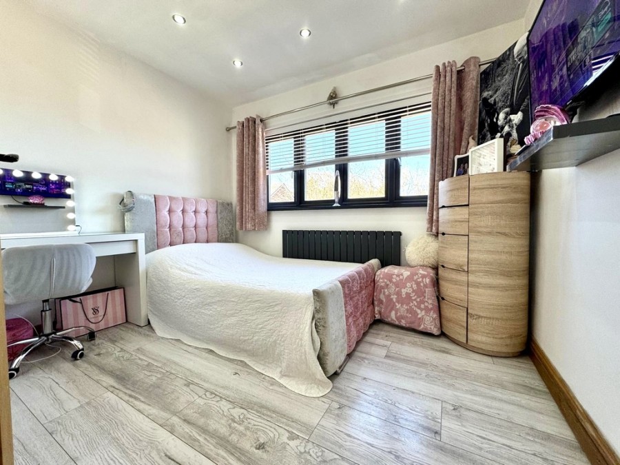 Images for Mira Mar, Rock Terrace, Ynysybwl, Pontypridd, CF37 3NU
