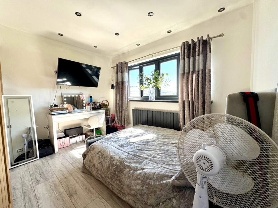Images for Mira Mar, Rock Terrace, Ynysybwl, Pontypridd, CF37 3NU