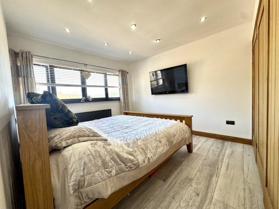 Images for Mira Mar, Rock Terrace, Ynysybwl, Pontypridd, CF37 3NU