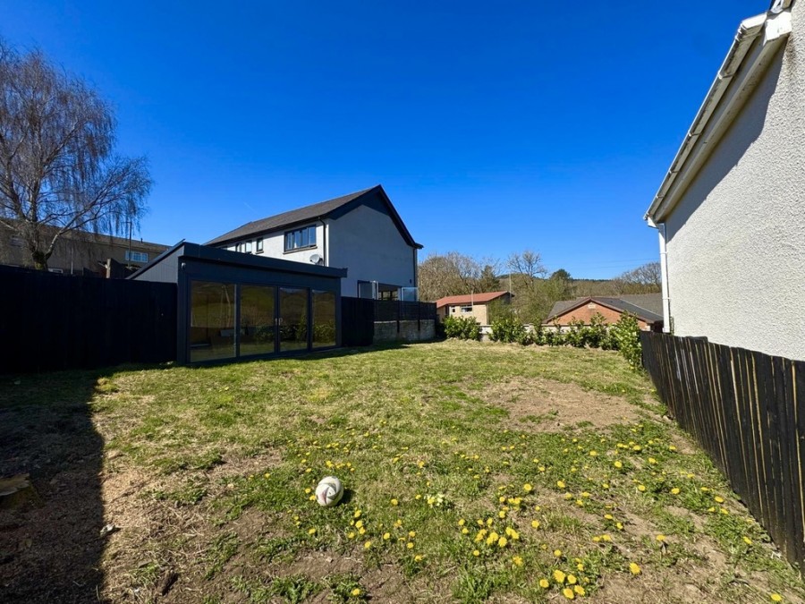 Images for Mira Mar, Rock Terrace, Ynysybwl, Pontypridd, CF37 3NU