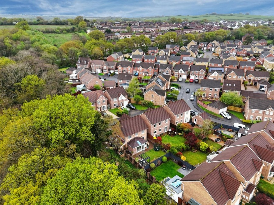 Images for Woodland View, Church Village, Pontypridd