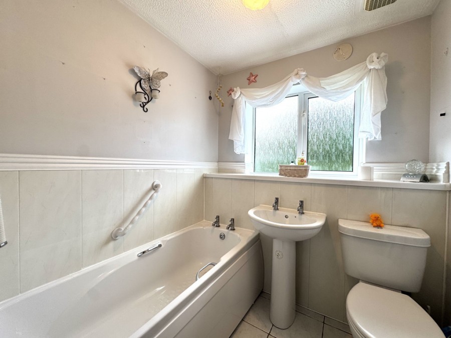Images for Ty Twyn, Church Village, Pontypridd