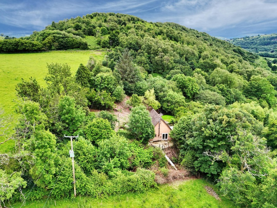 Images for Ty Isaf Bungalow, Off Pandy Road, Llanbradach, Caerphilly