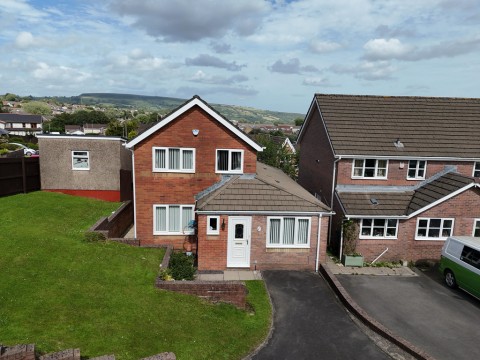 View Full Details for Ty'R Person, Church Village, Pontypridd