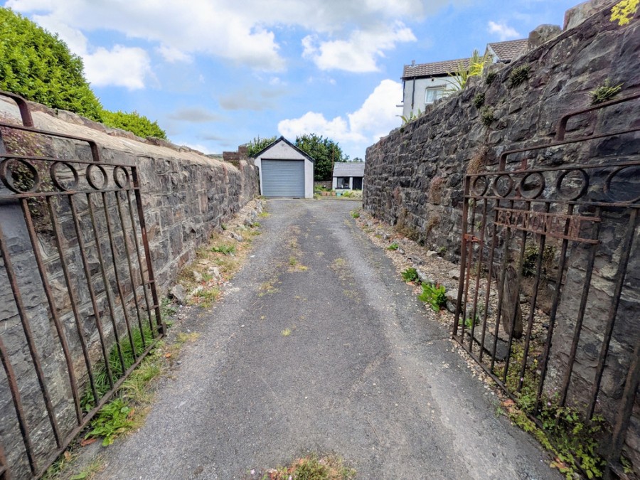 Images for Brynonen House, Bryniau Cottages, Pant, Merthyr Tydfil