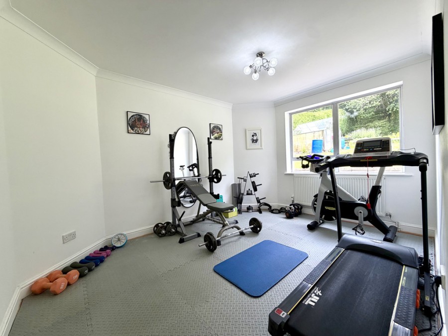 Images for Lakeside Gardens, Merthyr Tydfil, CF48 1EW