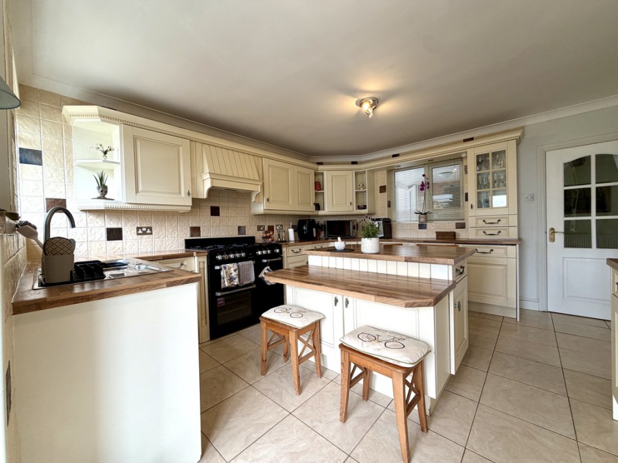 Images for Lakeside Gardens, Merthyr Tydfil, CF48 1EW