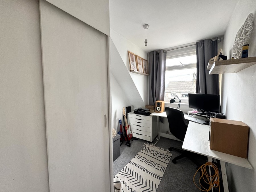 Images for Monmouth Close, Ton-teg