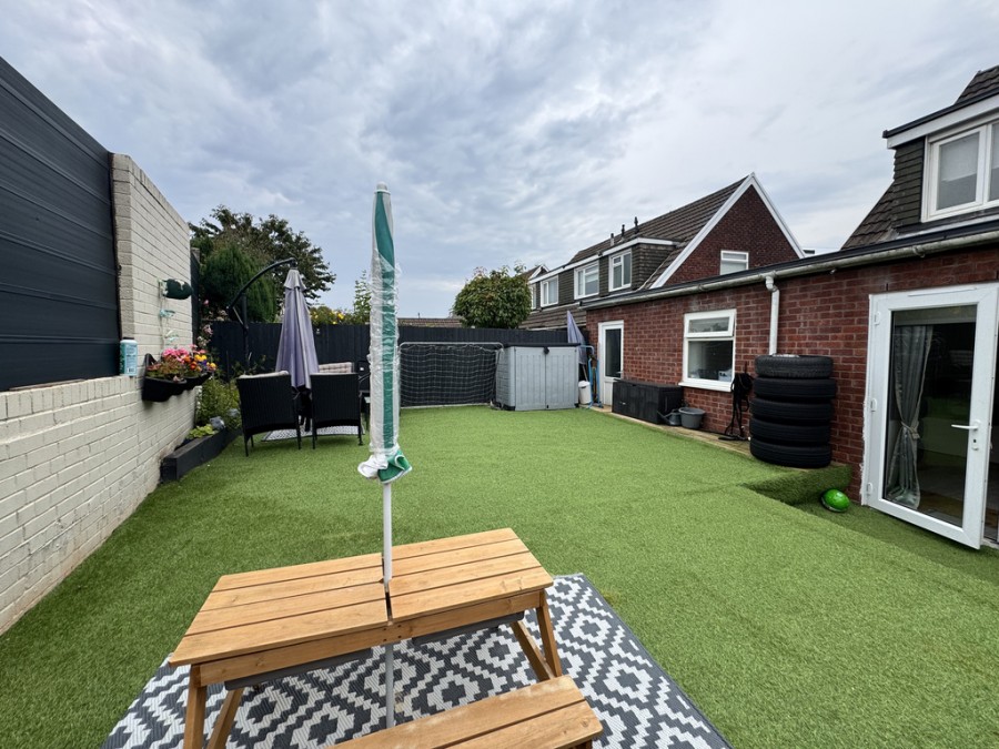 Images for Monmouth Close, Ton-teg