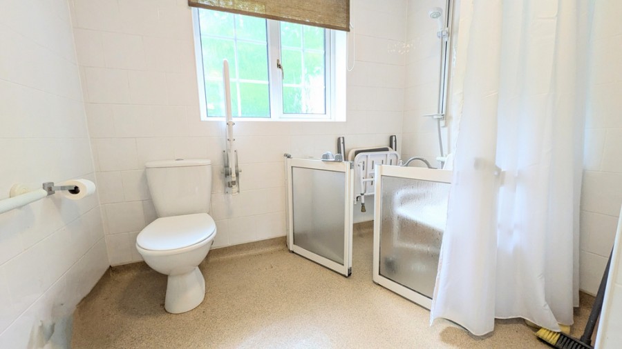 Images for Lakeside Gardens, Merthyr Tydfil