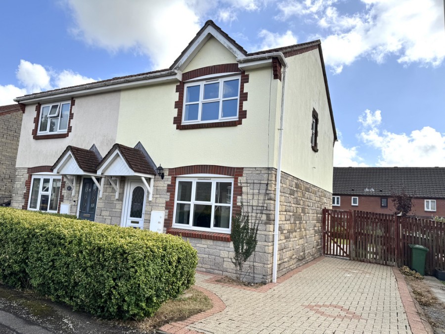 Images for Carn Celyn, Beddau, Pontypridd