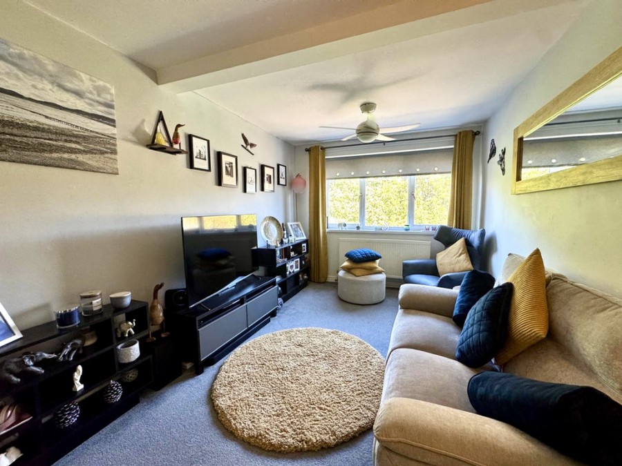 Images for Flat 8, Attlee House, Caedraw Road, Merthyr Tydfil, CF47 8HE