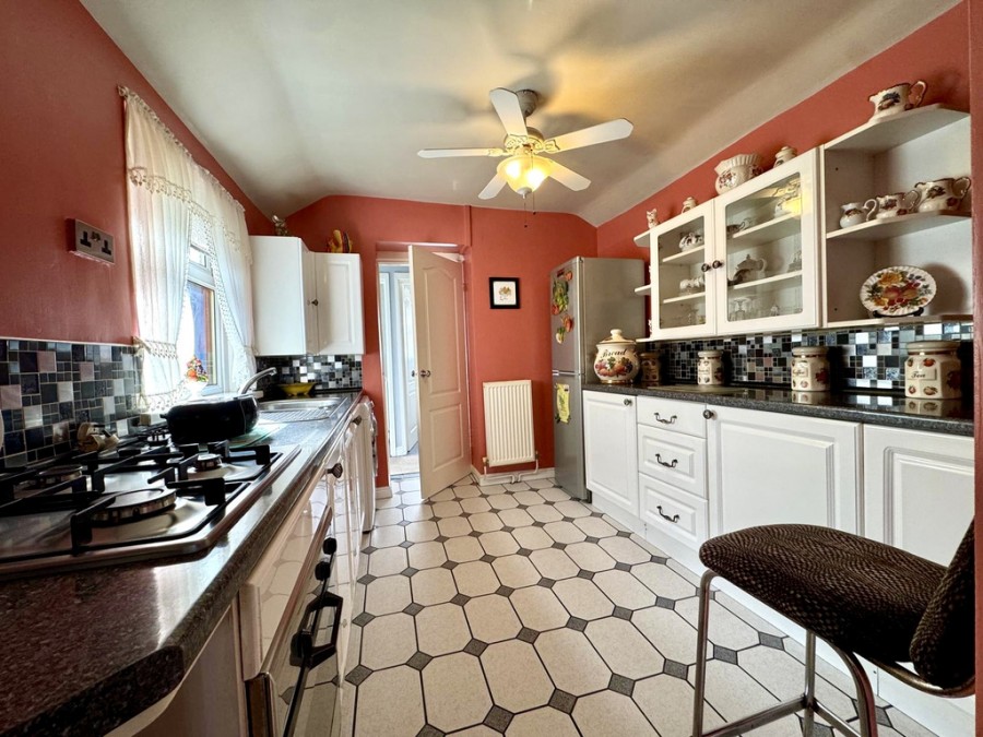 Images for Windsor Place, Treharris, CF46 5AD