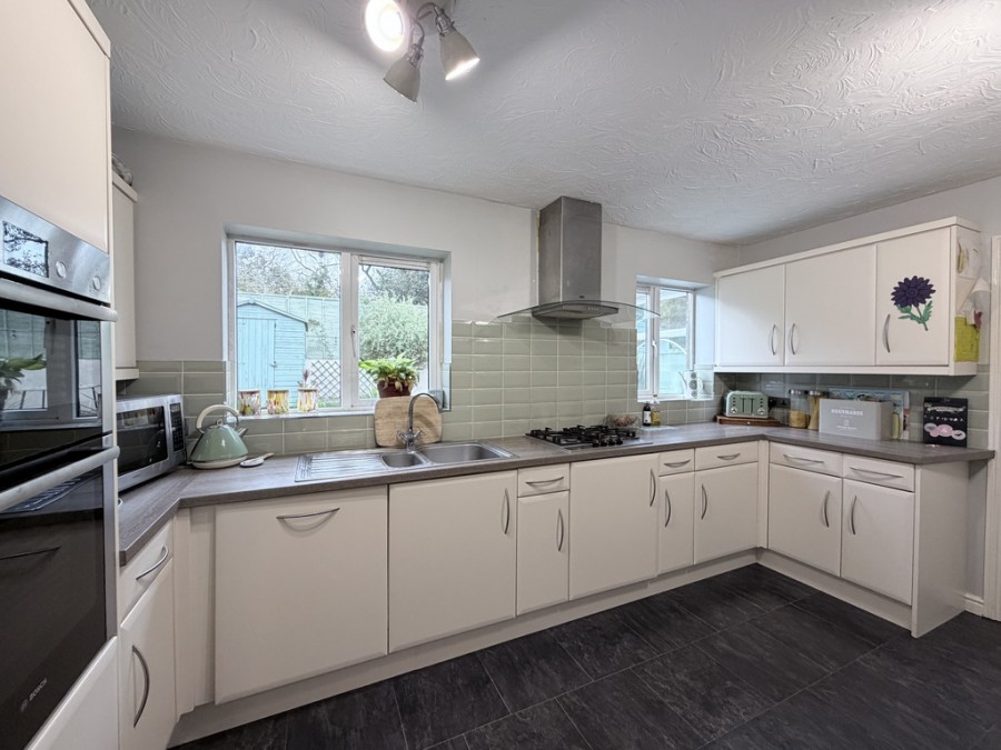 Images for Willow Close, Beddau, Pontypridd