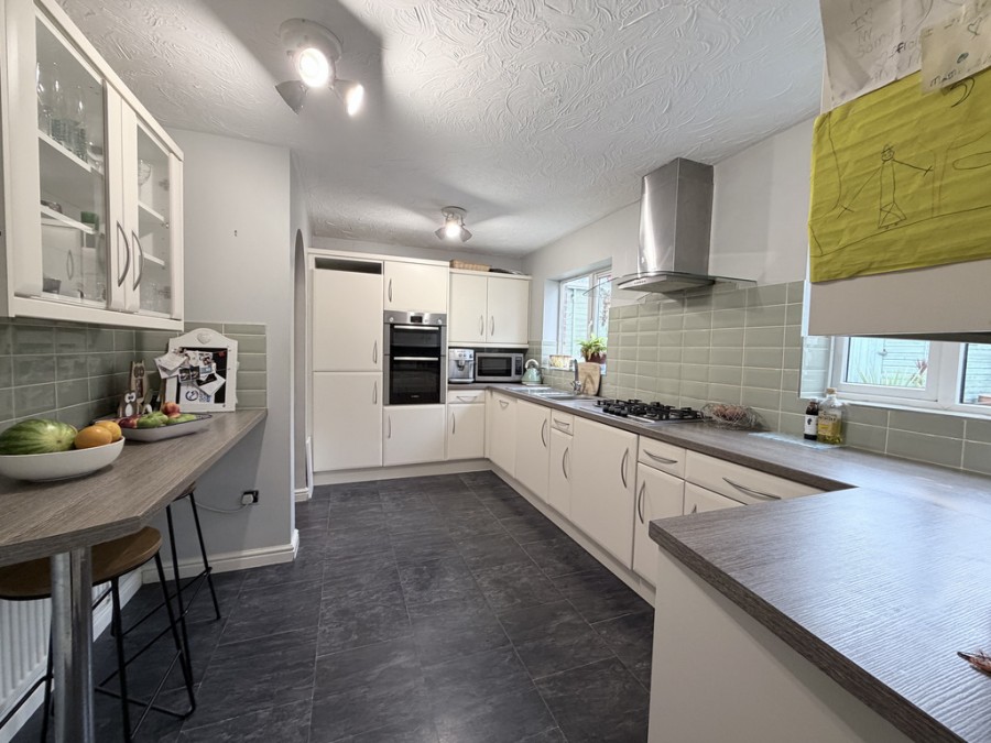 Images for Willow Close, Beddau, Pontypridd