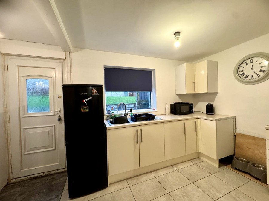 Images for Brynglas, Pontlottyn, Cf81 9QS