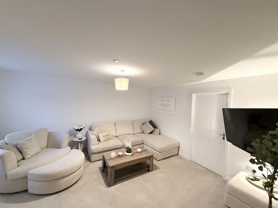 Images for Heol Y Llinos, Llanilid, wales