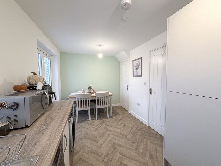 Images for Heol Y Llinos, Llanilid, wales