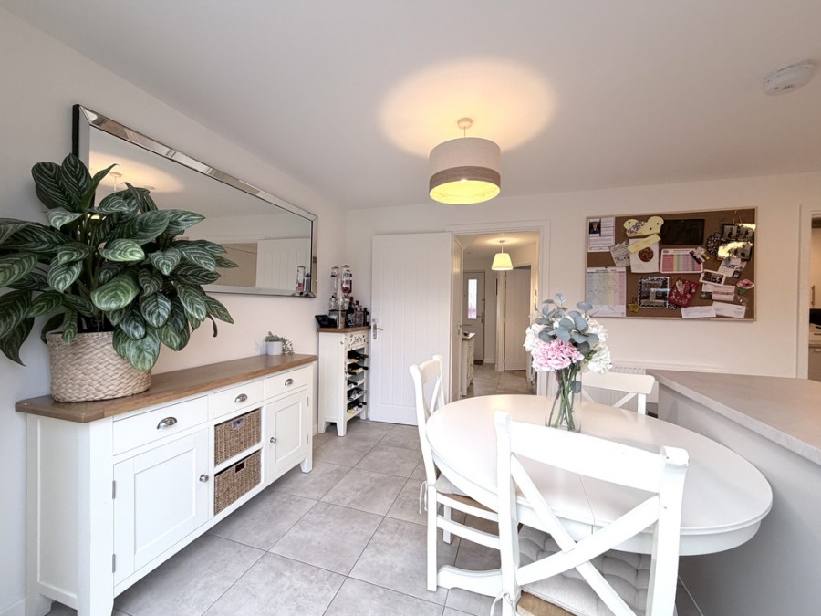 Images for Heol Y Gylfinir, Llanilid, Pontyclun