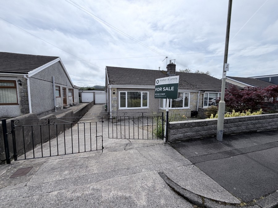 Images for York Drive, Llantwit Fardre, Pontypridd