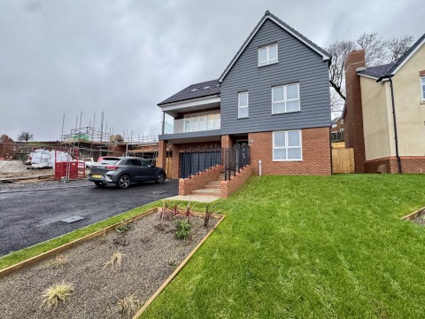 View Full Details for Caswell Ty Newydd Heights, Trefechan, Merthyr Tydfil