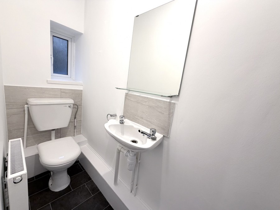 Images for High Street, Gilfach Goch, Porth