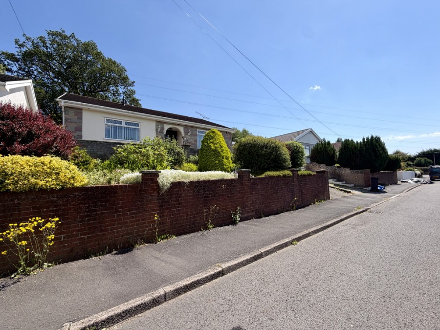 Images for Lakeside Gardens, Merthyr Tydfil, CF48 1EN